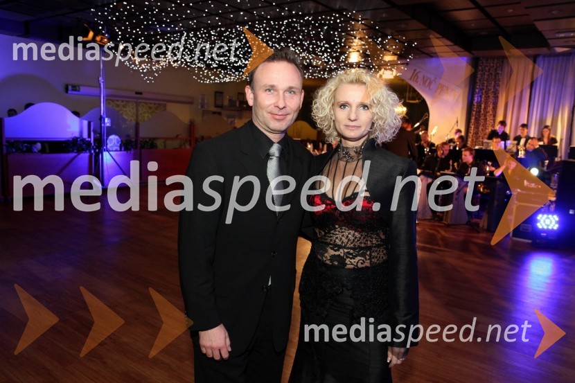 Andrej Ivanc, Riko inžiniring in Maja Ivanc Milič, Gibis-em 


16. noč penin