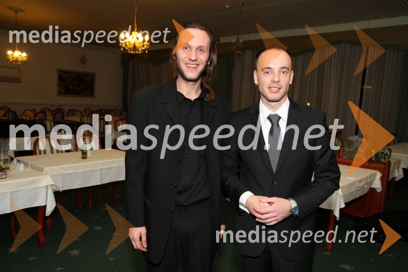 Jernej Senegačnik, dirigent Big Banda Glasbene šole Gorja Radgona&Radgonske gorice in Tomaž Polak, ravnatelj Glasbene šole Gornja Radgona16. noč penin