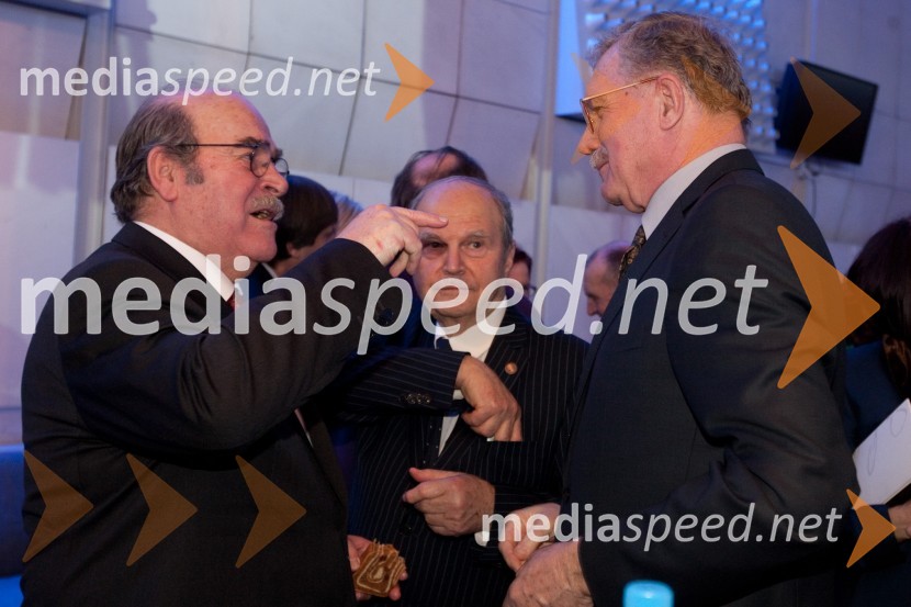 Miroslav Košuta, pesnik in Slavko Pregl, pisatelj in direktor Javne agencije za knjigoProslava ob kulturnem prazniku in podelitev Prešernovih nagrad