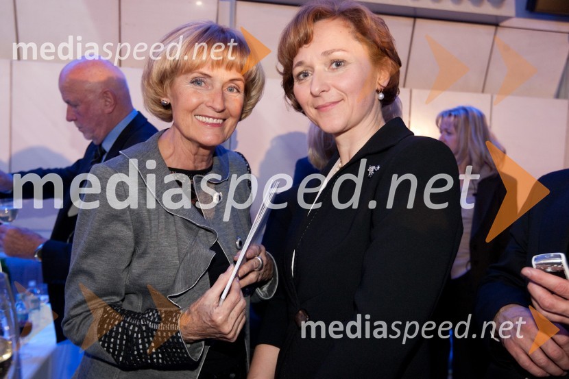 Ana Žnidaršič in dr. Barbara Jaki, direktorica Narodne galerijeProslava ob kulturnem prazniku in podelitev Prešernovih nagrad