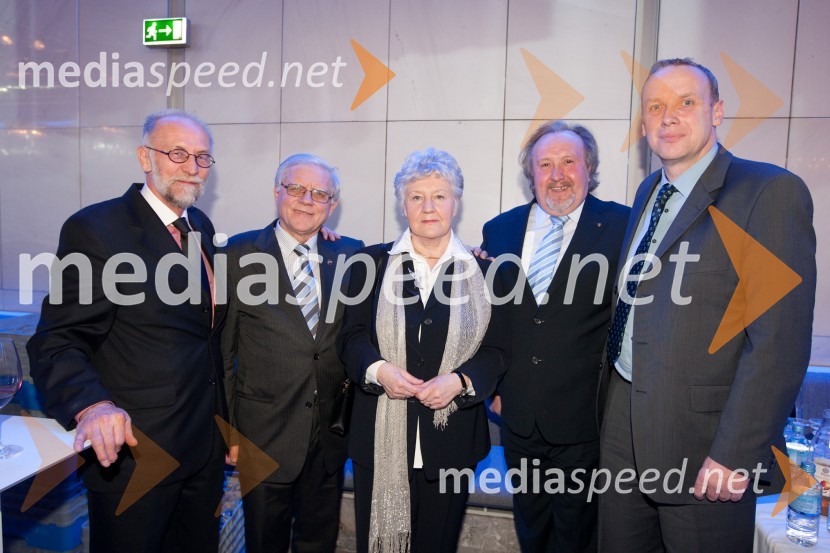 Janez Omerza, arhitekt, Lovro Sodja, predstavnik pevskih tekmovanj, soproga Jana, Zdravko Pergar, operni pevec in Bernard Sadovnik, Skupnost koroških slovenk in slovencevProslava ob kulturnem prazniku in podelitev Prešernovih nagrad