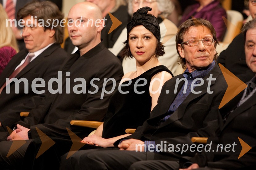 Jure Miklavc, oblikovalec, Janja Majzelj, igralka in Zlatko KaučičProslava ob kulturnem prazniku in podelitev Prešernovih nagrad