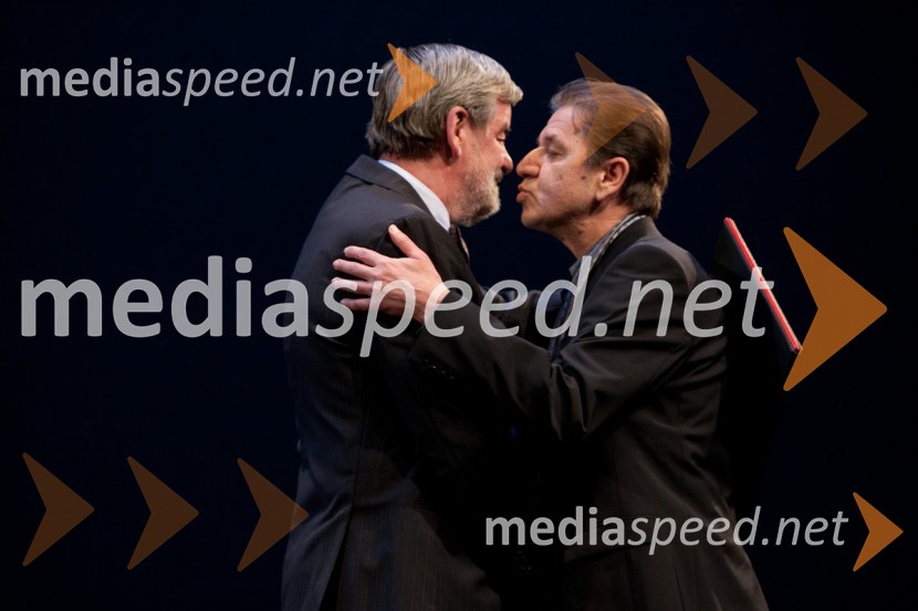 Jaroslav Skrušny, predsednik Upravnega odbora Prešernovega sklada in Emil Filipčič, pisateljProslava ob kulturnem prazniku in podelitev Prešernovih nagrad