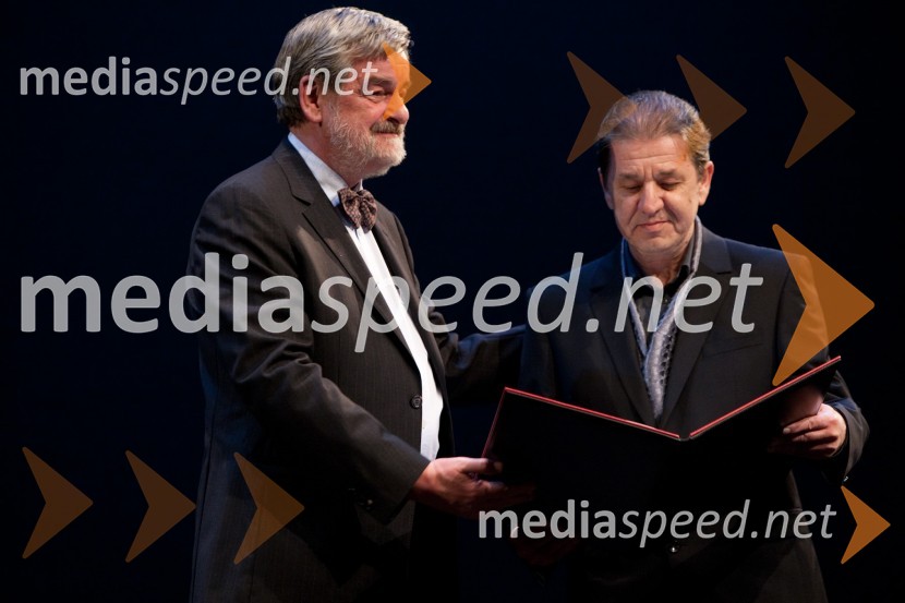 	Jaroslav Skrušny, predsednik Upravnega odbora Prešernovega sklada in Emil Filipčič, pisateljProslava ob kulturnem prazniku in podelitev Prešernovih nagrad