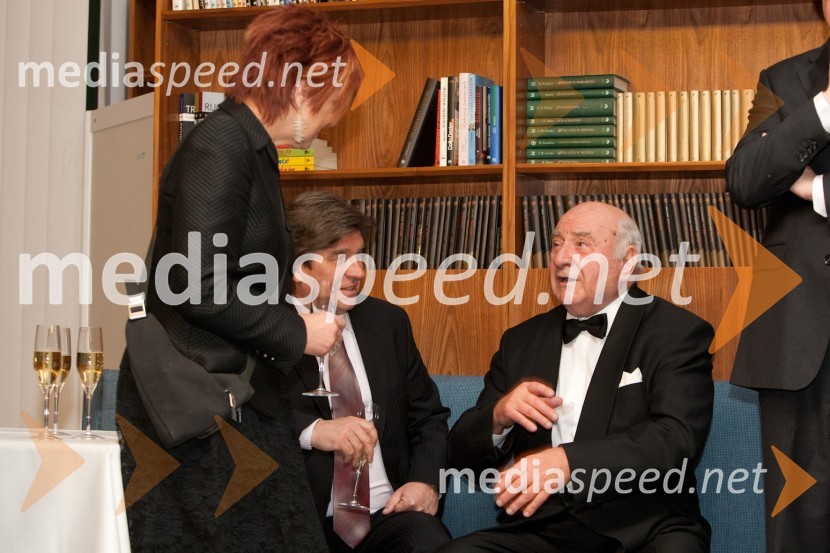 Majda Širca, ministrica za kulturo, Branko Robinšak, operni pevec in Anton Nanut, dirigentProslava ob kulturnem prazniku in podelitev Prešernovih nagrad