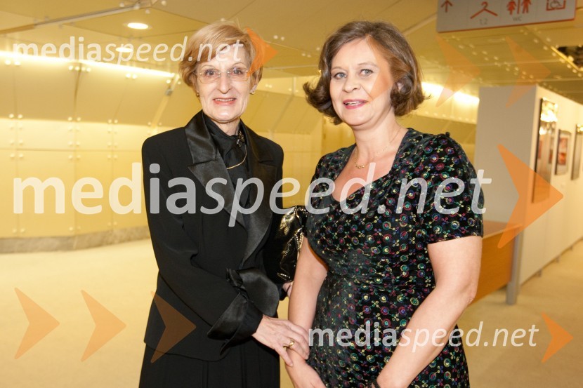 Mojca Kreft, dramaturginja in Staša Mihelčič, dramaturginjaProslava ob kulturnem prazniku in podelitev Prešernovih nagrad