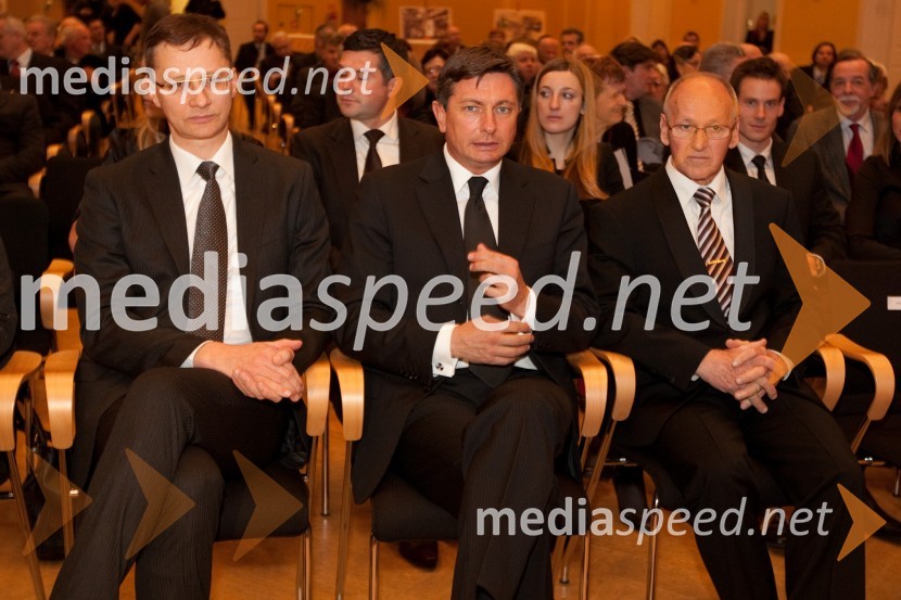 	dr. Igor Lukšič, minister za šolstvo in šport, Borut Pahor, predsednik vlade Republike Slovenije in Miro Cerar, nekdanji gimnastičar in predsednik Olimpijske akademije ter ambasador za fair play46. podelitev Bloudkovih priznanj za leto 2010