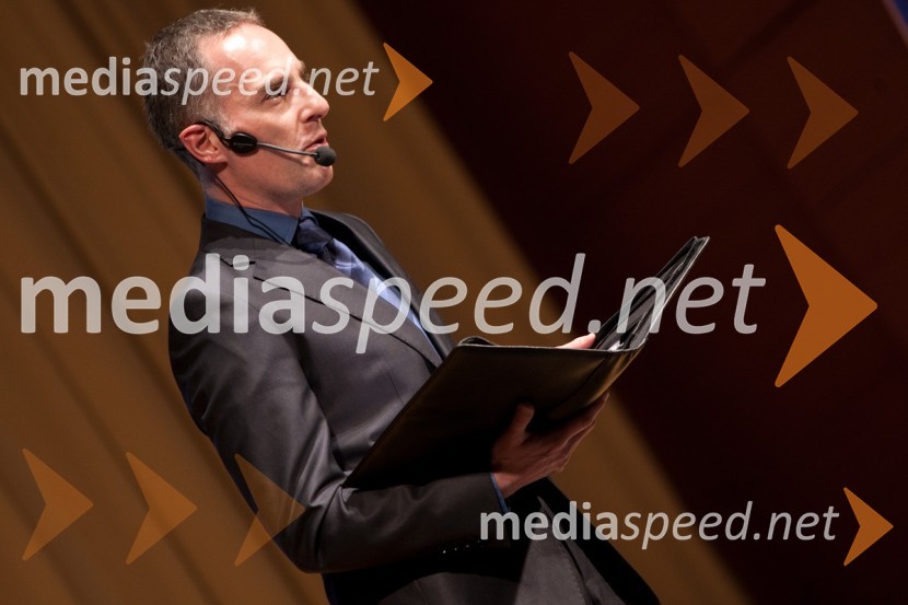 	Igor E. Bergant, novinar, voditelj46. podelitev Bloudkovih priznanj za leto 2010