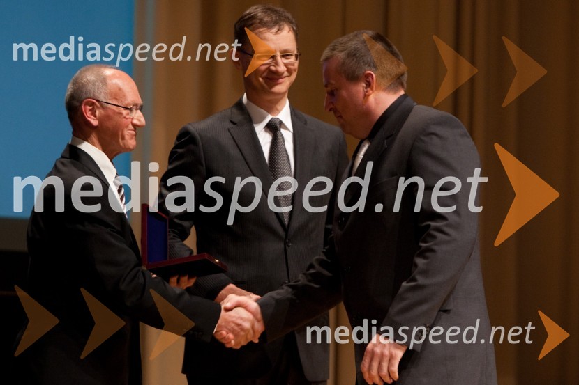 Miro Cerar, nekdanji gimnastičar in predsednik Olimpijske akademije ter ambasador za fair play, dr. Igor Lukšič, minister za šolstvo in Miran Franko, športni društvo Sonček46. podelitev Bloudkovih priznanj za leto 2010