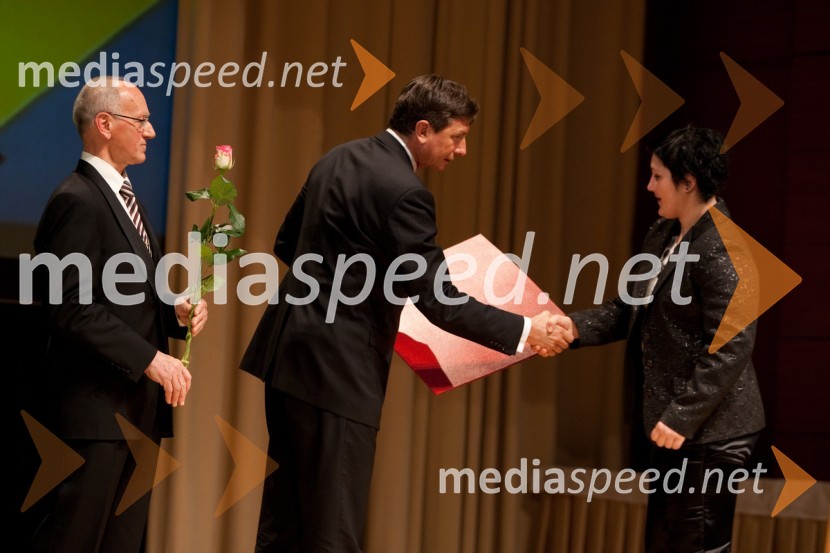 	Miro Cerar, nekdanji gimnastičar in predsednik Olimpijske akademije ter ambasador za fair play, Borut Pahor, predsednik vlade Republike Slovenije in Lucija Polavder, karateistka46. podelitev Bloudkovih priznanj za leto 2010