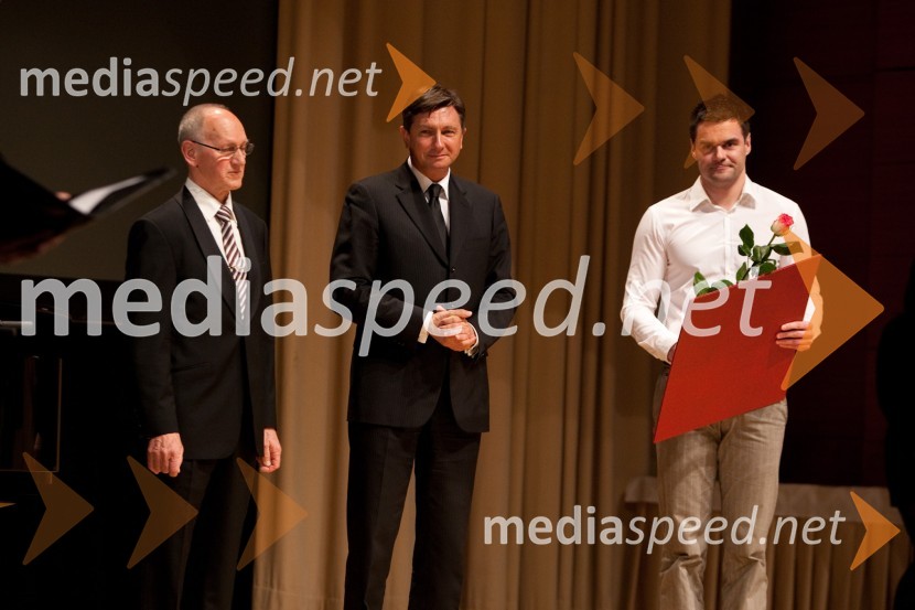 Miro Cerar, nekdanji gimnastičar in predsednik Olimpijske akademije ter ambasador za fair play, Borut Pahor, predsednik vlade Republike Slovenije in Tomi Jagarinec, kondicijski trener Dejana Zavca46. podelitev Bloudkovih priznanj za leto 2010