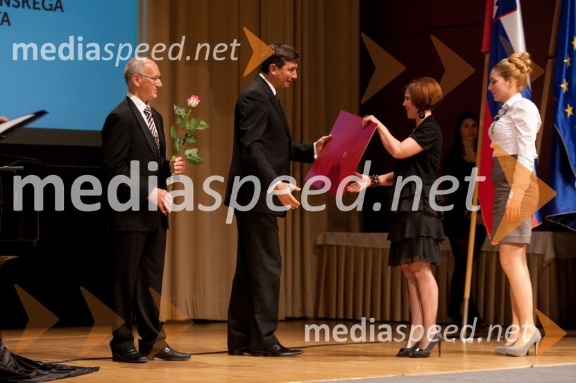 Miro Cerar, nekdanji gimnastičar in predsednik Olimpijske akademije ter ambasador za fair play, Borut Pahor, predsednik vlade Republike Slovenije, Snežana Kolenko, partnerica ROlanda Pušnika in njegova hči46. podelitev Bloudkovih priznanj za leto 2010