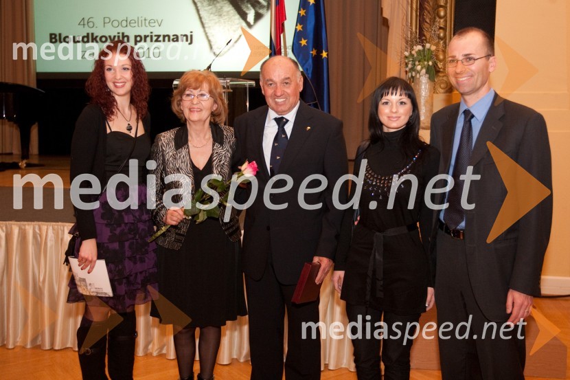 David Antončič, član izvršnega odbora slovenske jadralne zveze z družino46. podelitev Bloudkovih priznanj za leto 2010