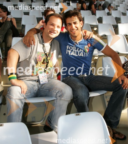 Zvone Tomac, skupina Kingston in Domen Kumer, pevecMMS 2006 - Melodije morja in sonca, polfinale 1