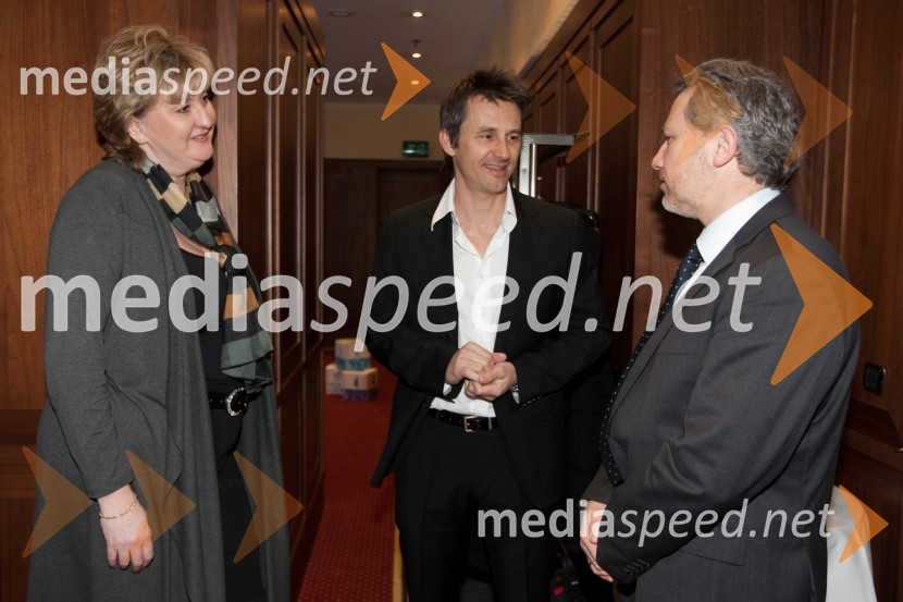 Sharon Odham, Intraceuticals, Jani Mali in ...Intraceuticals, predstavitev kozmetike