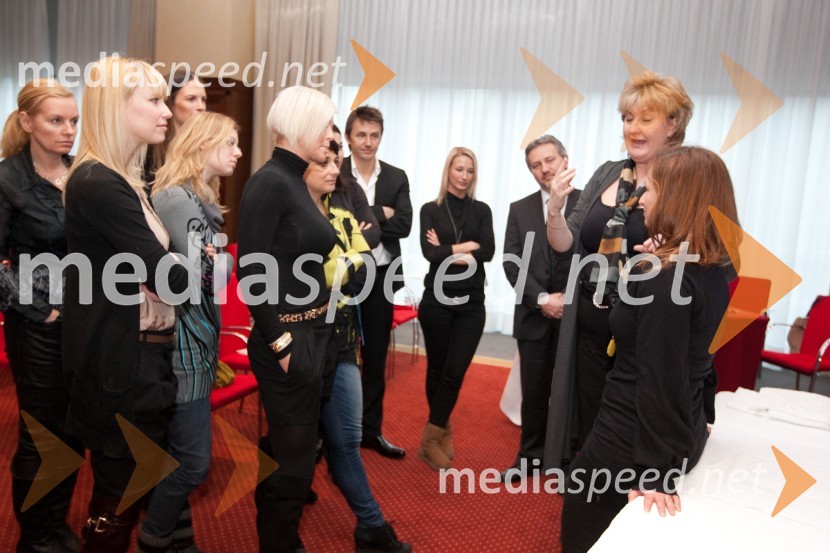 Intraceuticals, predstavitev kozmetike