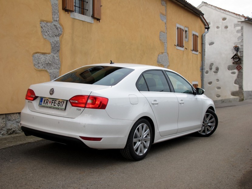 Volkswagen JettaVolkswagen Jetta, slovenska predstavitev