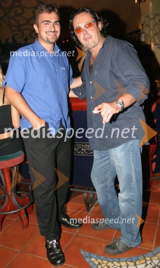 Uroš Mlakar, Hiša Idej in Jernej Kuntner, igralecLjudje RAZNO