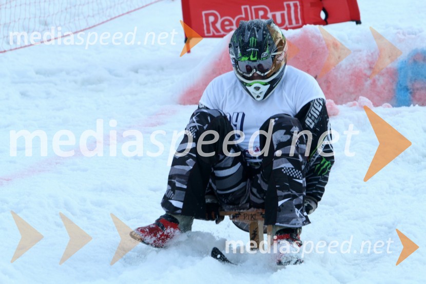 Tekmovalec1. Red bull pležuharski spektakel