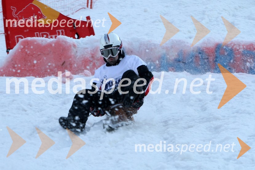 Tekmovalec1. Red bull pležuharski spektakel