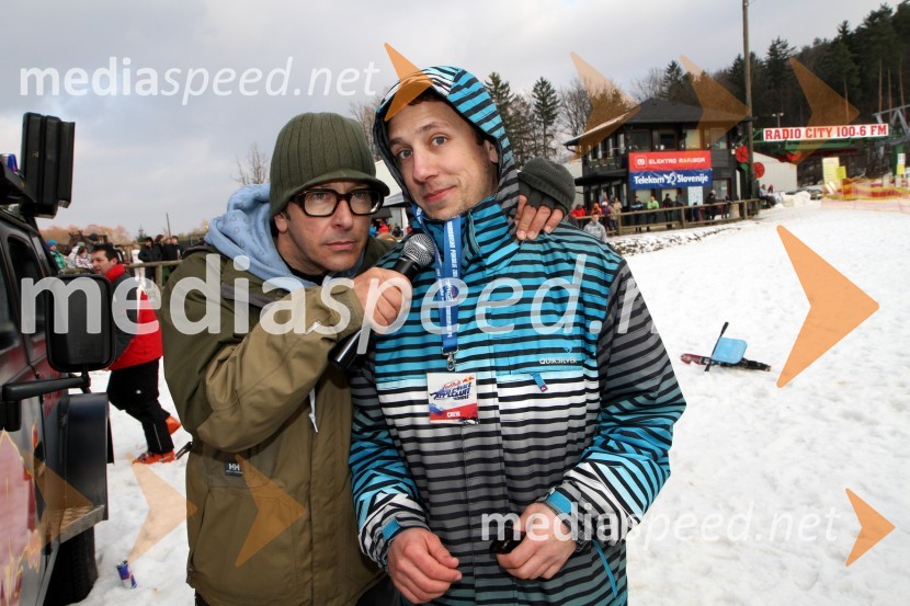 Aljoša Rebolj, fotograf in povezovalec dogodka ter Marko Pajnik, organizator dogodka1. Red bull pležuharski spektakel