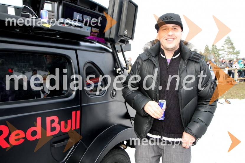 6pack Čukur, raper1. Red bull pležuharski spektakel