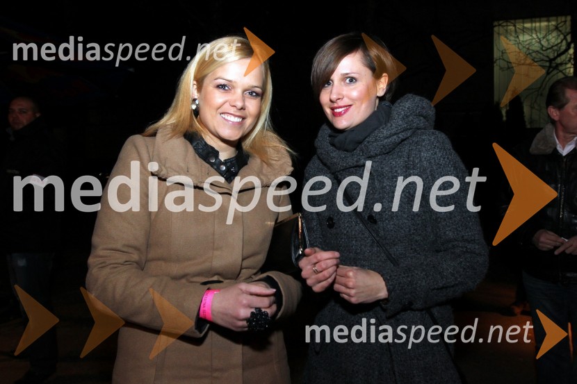 Špela Močnik, Radio Center in prijateljica AndrejaSeverina, koncert Tridesete u živo