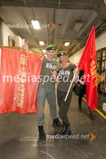 Matevž Česen in Tina MlekužEMA 2011, zmagovalka je Maja Keuc!