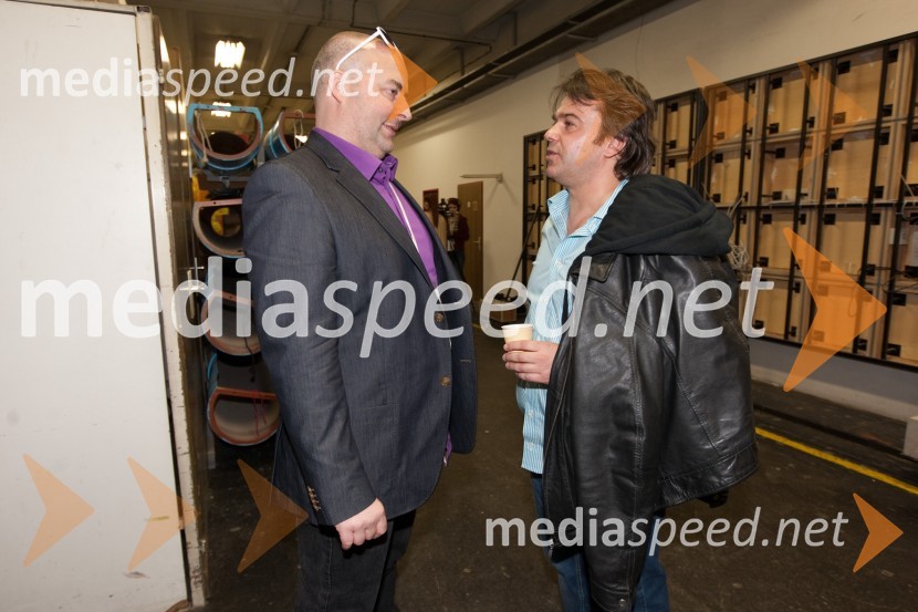 Tomaž Čop- Gverilec Birko, moderator in Matjaž Vlašič, avtor besedila 	 
EMA 2011, zmagovalka je Maja Keuc!