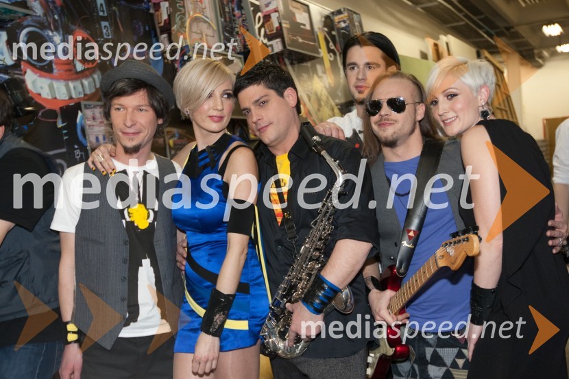 Skupina LeeloojamaisEMA 2011, zmagovalka je Maja Keuc!