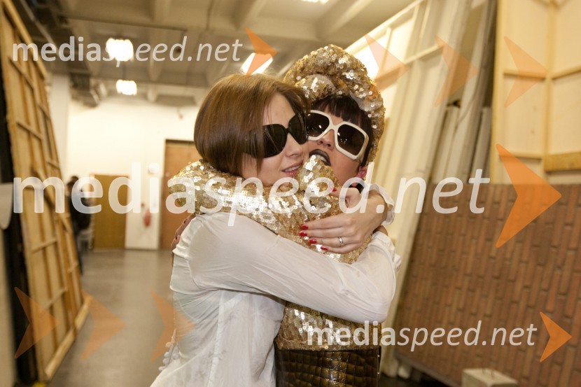 Marjetka Jurkovnik - Vovk, glasbenica ter April, pevkaEMA 2011, zmagovalka je Maja Keuc!