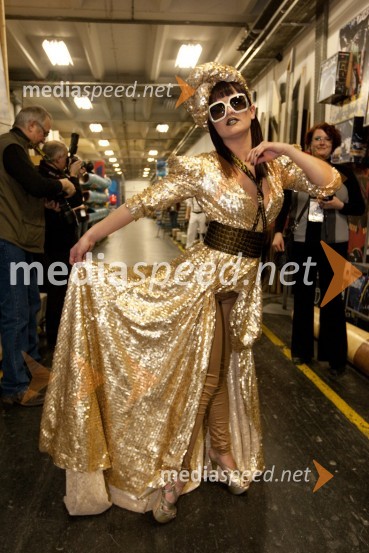 April, pevkaEMA 2011, zmagovalka je Maja Keuc!