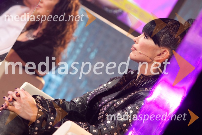 Severina, hrvaška pevka in članica strokovne žirije Ema 2011EMA 2011, zmagovalka je Maja Keuc!