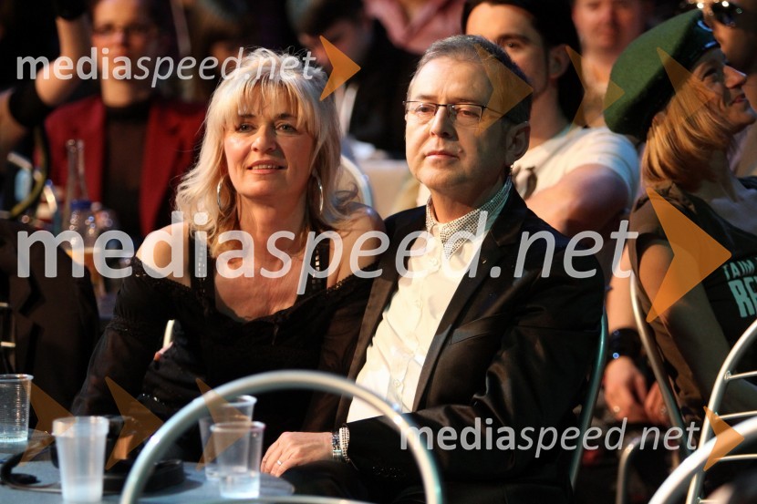 Eva in Tomaž Kozlevčar, skupina Time to timeEMA 2011, zmagovalka je Maja Keuc!