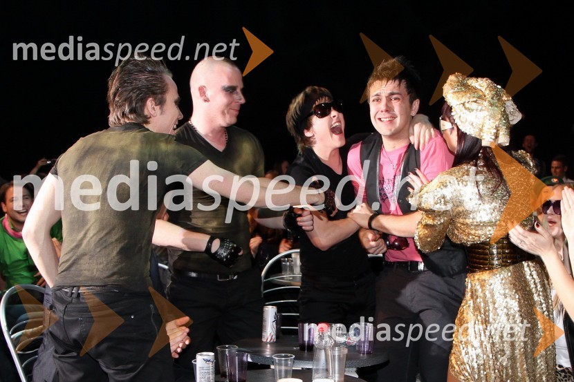 Ekipa pevke AprilEMA 2011, zmagovalka je Maja Keuc!