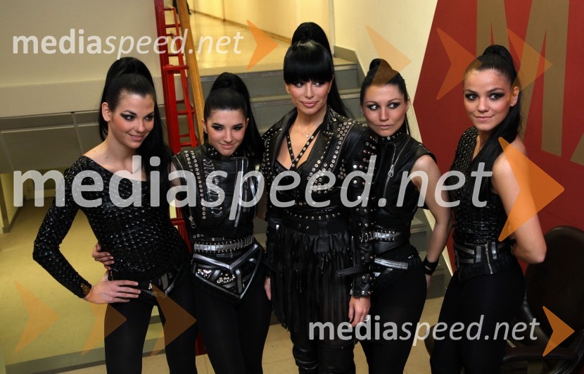 Severina, hrvaška pevka in članica strokovne žirije Ema 2011EMA 2011, zmagovalka je Maja Keuc!