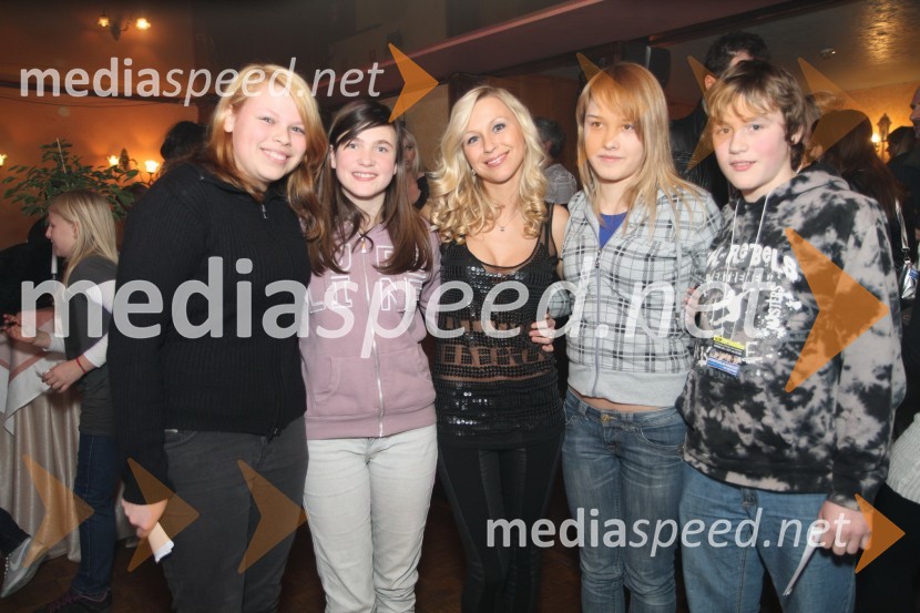 ..., ..., Ines Juranovič, playboyeva zajčica, ..., ...Big brother, dobrodelni koncert