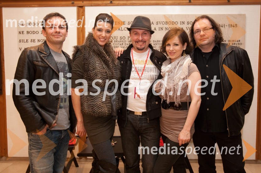 Frenk Nova in skupina Soprano$Koncert za Nino Wabra