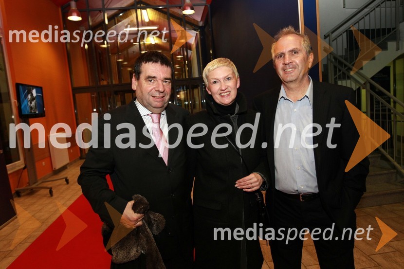 Srečko Vilar, generalni sekretar Zlate lisice, Jelka Roškar, Športni center Pohorje in Srečko Medven, generalni sekretar smučarskega pokala VitrancBela večerja ob 50 letnici Pokala Vitranc