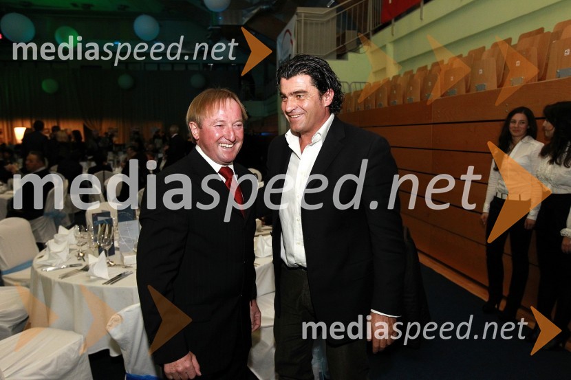 Bojan Križaj, nekdanji smučar in Alberto Tomba, nekdanji italijanski smučarBela večerja ob 50 letnici Pokala Vitranc