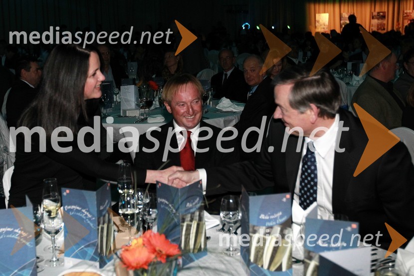 Bojan Križaj, nekdanji smučar, njegova spremljevalka Špela Žle in dr. Danilo Türk, predsednik Republike SlovenijeBela večerja ob 50 letnici Pokala Vitranc