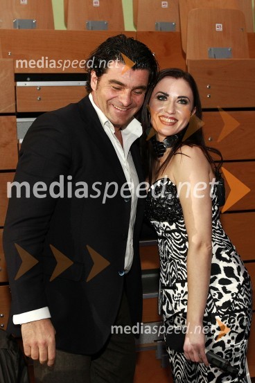 Alberto Tomba, nekdanji italijanski smučar ter Maja Martina Merljak, igralka in povezovalka prireditveBela večerja ob 50 letnici Pokala Vitranc