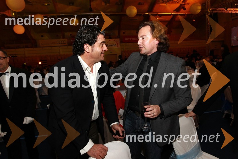 Alberto Tomba, nekdanji italijanski smučar in Dominik S. Černjak, član uprave Collegium Mondial TravelBela večerja ob 50 letnici Pokala Vitranc