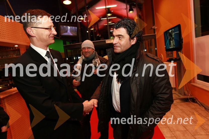 Dr. Igor Lukšič, minister za šolstvo in šport ter Alberto Tomba, nekdanji italijanski smučarBela večerja ob 50 letnici Pokala Vitranc