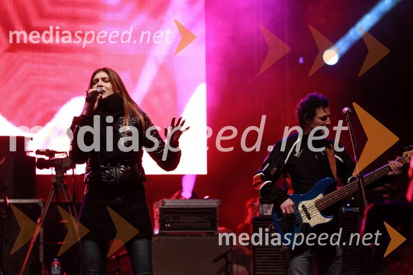 Manca Špik, pevka in Patrick Vlačič, minister za promet ter član skupine Heaven X50. Pokal Vitranc, XL Party