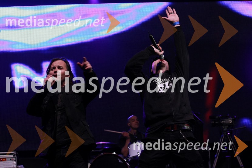 Matjaž Jelen, pevec in Tomi Meglič, pevec skupine Siddharta50. Pokal Vitranc, XL Party