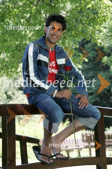 Domen Kumer, pevecDomen Kumer, Trije ribniki