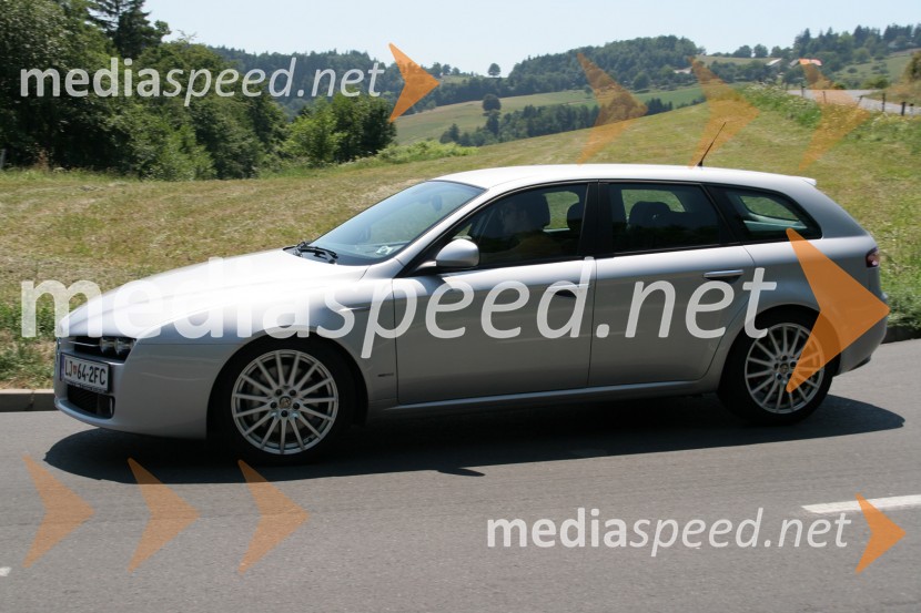 Alfa romeo 159 SW 2.4 JTDM 20v DistinctiveAlfa romeo 159 SW 2.4 JTDM 20v Distinctive