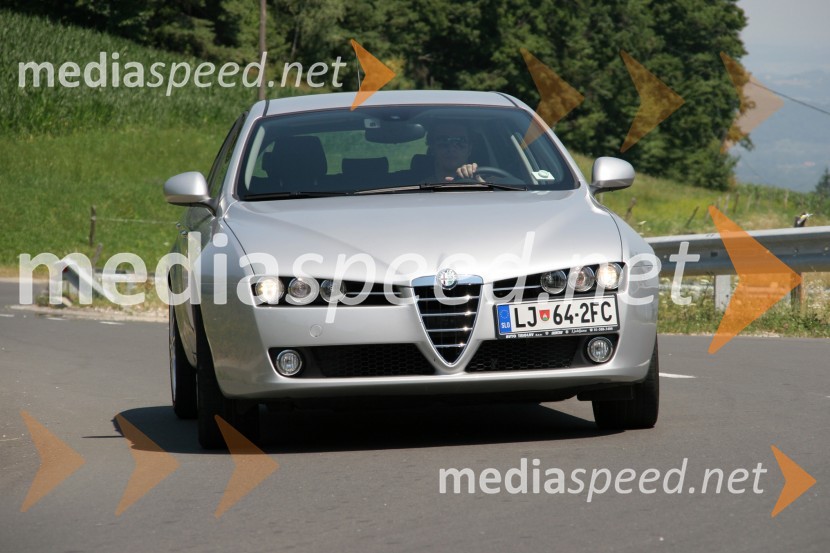 Alfa romeo 159 SW 2.4 JTDM 20v DistinctiveAlfa romeo 159 SW 2.4 JTDM 20v Distinctive