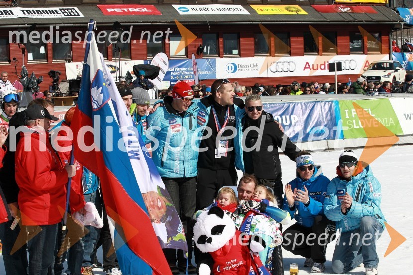 Drago Dragšič, oče Mitje Dragšiča, Miha Kürner, smučar, Timi Gašperin, smučar, Andrej Šporn, smučar, Jure Košir, nekdanji smučar, Rene Mlekuž, nekdanji smučar, Bernard Vajdič, smučar, Aleš Gorza, smučar, Mitja Dragšič, smučar in njegovi hčerki50. Pokal Vitranc, slalom